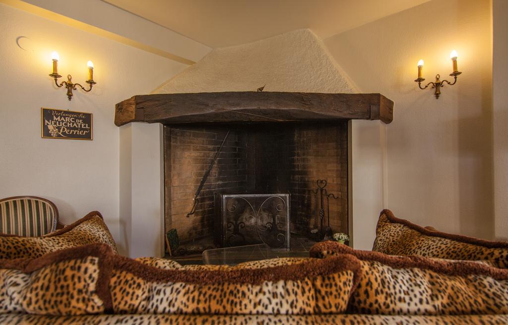 Hotel Les Vieux Toits 뉴샤텔 외부 사진