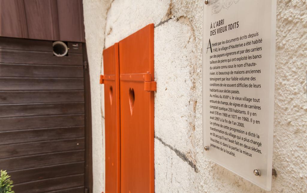 Hotel Les Vieux Toits 뉴샤텔 외부 사진