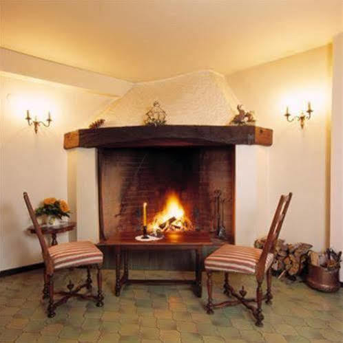 Hotel Les Vieux Toits 뉴샤텔 외부 사진